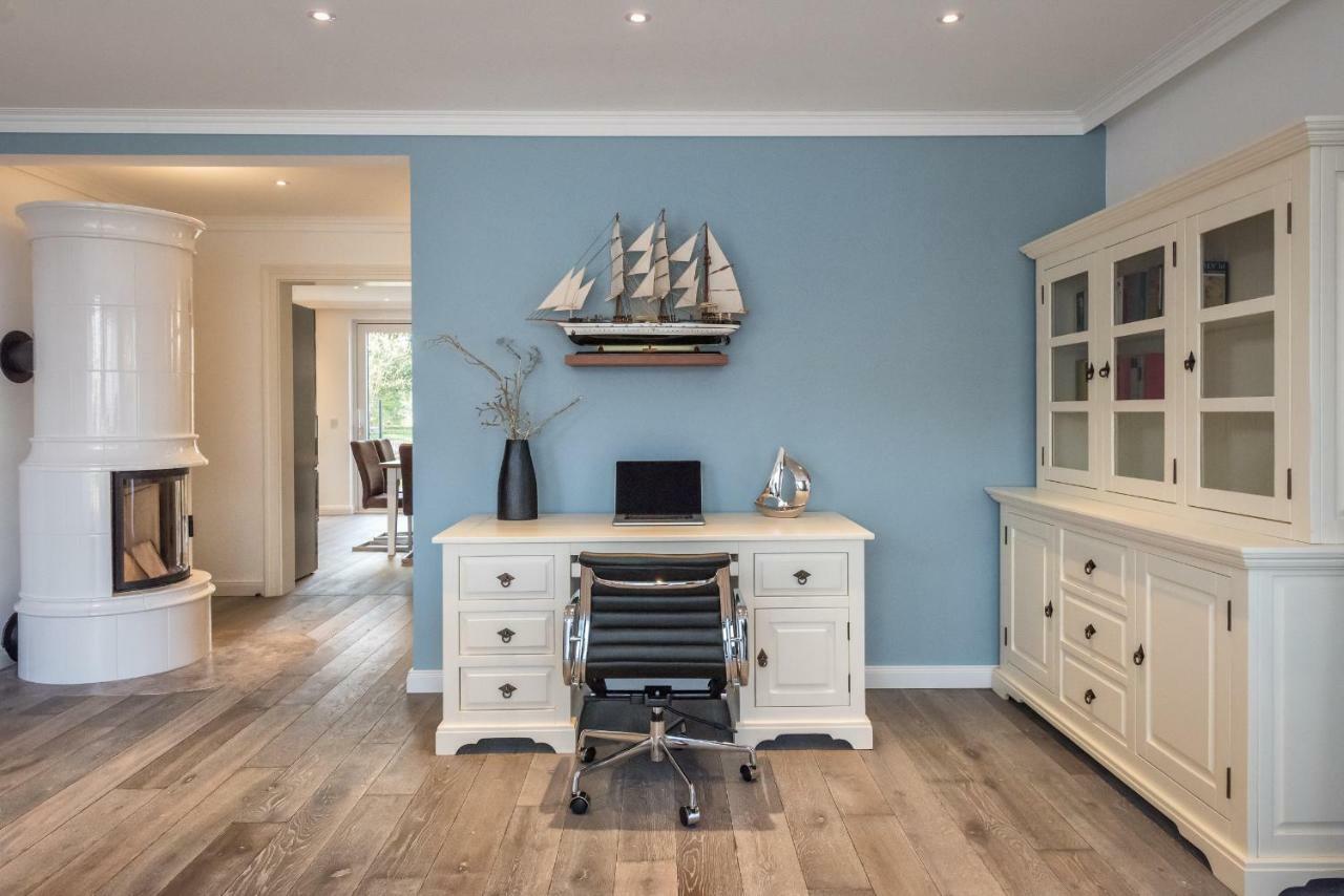 Villa Lotsenhaeuser Ruegen - Luxus Ferienhaus - 3 Schlafzimmer - Sauna - Dachterrasse Mit Boddenblick Breege Luaran gambar