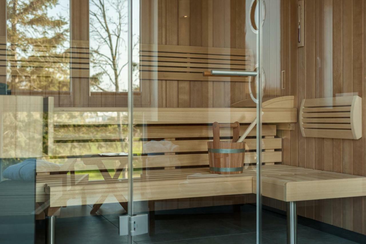 Villa Lotsenhaeuser Ruegen - Luxus Ferienhaus - 3 Schlafzimmer - Sauna - Dachterrasse Mit Boddenblick Breege Luaran gambar