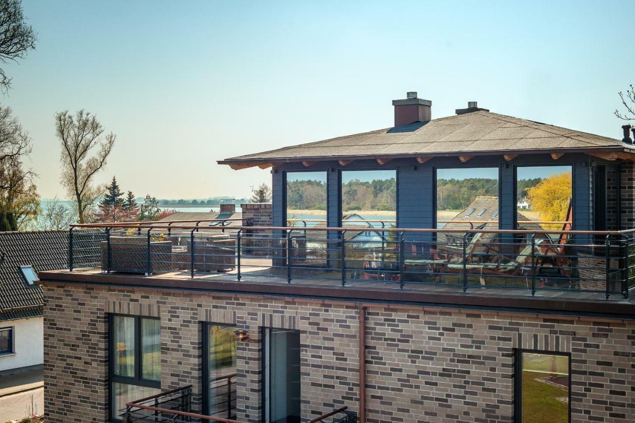 Villa Lotsenhaeuser Ruegen - Luxus Ferienhaus - 3 Schlafzimmer - Sauna - Dachterrasse Mit Boddenblick Breege Luaran gambar